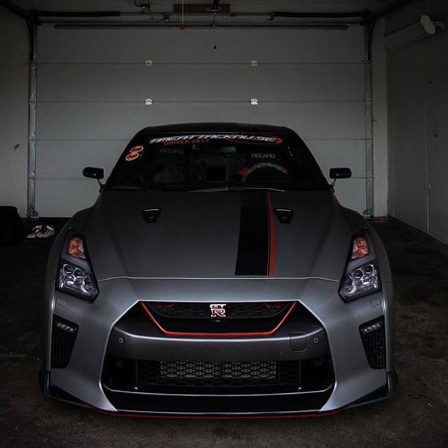 Sleeping Beast! #nissan #nismo #skyline #skylinegtr #godzillagtr #godzilla #gtrr35 #gtr #gtr35 #r35 #japan #jdm #blacklist #nissangtr #carsandcoffee #carsandguns #carpeople #carscene #carleader #dream #love #hope #help #heart #life #paulwalker #supercar #millionare #billionare - Elena Ertani (@gtrr35dream)