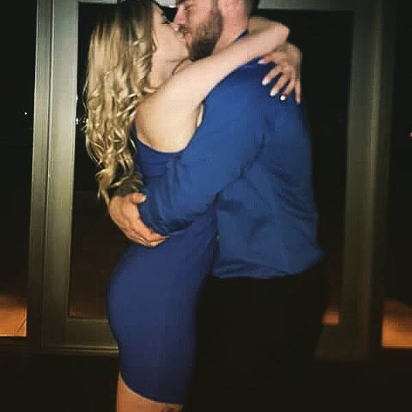 Missing my fave so much while I'm away 💙 counting down until I get to smooch that face again  #5monthaversary #lovehimsomuch #kisses #workinginseattle @mrarnell - Wendi (@clairematthews26)