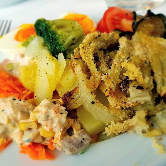 #food #foodporn #yum #instafood #yummy #amazing #instagood #photooftheday #sweet #dinner #lunch #breakfast #fresh #tasty #food #delish #delicious #eating #foodpic #foodpics #eat #hungry #foodgasm #hot #foods - Salvo Tinnirello (@maskara_sara_)
