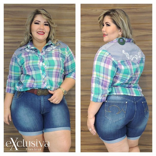 Anarriê!👏👏👏 Já temos blusas quadriculadas para as #FestasJuninas! Essa é bem colorida, misturando verde e lilás. Mas não podemos ter uma blusa tão simples assim, não é mesmo? Essa tem um lindo bordado próximo a gola e nas costas para você arrasar! O short jeans também acabou de chegar em nossas lojas, e combinamos com um super cinto de couro cor de vinho, para deixar o visual mais #country.
[Camisa BL0169 R$78,00]
[Short SH0060 R$105,00]
***Tem mais detalhes desse look no stories de hoje*** #AmoSerExclusiva #ExclusivaPlusSize #Manaus #PlusSize #PluSizeManaus #jeans #festas - My Curvy Life (@exclusivaplussize)