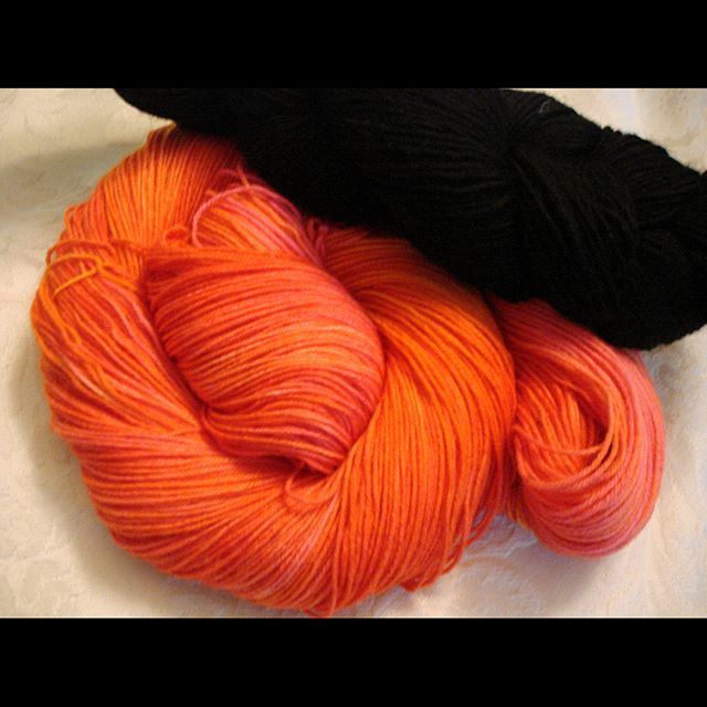 Shawl Kit #12 Heat and Black on a Love Potion No.1 Shawl Pattern by M1Designs. You can find this kit at https://www.etsy.com/shop/AGuyTwoNeedlesYarn #ravelry #shawl #shawlknitting #shawlkit #knit #knitting #knittingproject #orange #heat #black #yarn #yarnstore #handdyedyarn #wool #merinowool - 😇 (@a_guy_two_needles_yarn)