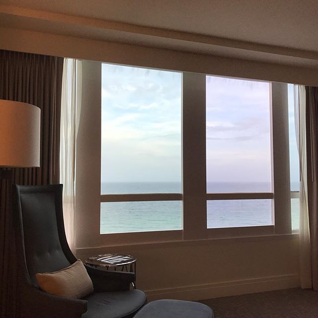 Such a beautiful view to wake up to. #fountainbleau #miamibeach #oceanview #ilovemylife❤️ #wvdiva - Linda Dunn-Carter LE, CPCP (@wvdiva)