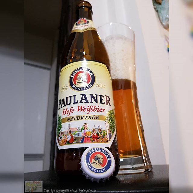 Paulaner Hefe-Weißbier Naturtrüb
Brewery: Paulainer Brauerei (Schörghuber)
ABV: 5.5%
Style: Hefeweizen 
#paulanerhefeweissbier #paulaner #hefeweizen #bier #beer #biera #bière #bira #cerveja #øl #ől #drinkcraftbeer #beerporn #beerstagram #cervejagelada #ale #instabeerofficial #craftbeerporn #belgium #instabeer #beerporn #ilovebeer #beerlovers #beergeek #hophead #coldbeer #craftbeerculture #craftbeer #deutschbeer #baardegem - Epu Baal (@plutonowymaniek)