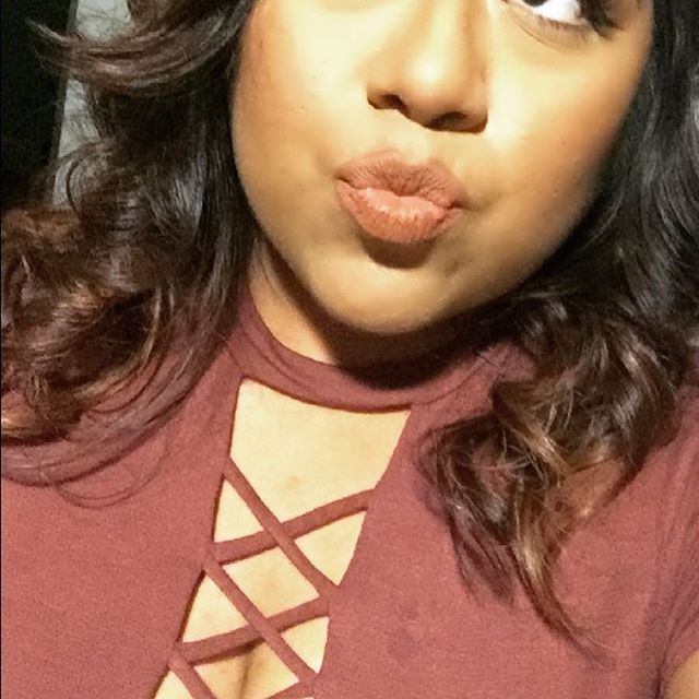 Los milagros del maquillaje ! 😉😘
#latepost #SaturdayNight
#kisses 😘😘
.
A1
.
#Makeup #Softlook #Mua #likeme #lovedmymakeup #lips #eyes #lashes #muafollowtrain #ifb #lfl #instalike #eyebrows #anastasiabeverlyhills #marcjacobs #smashbox #milani #maybelline #covergirl #mac #nofilter #ugly #fea #fitlife #onamission #weightloss  #newme - Wendi (@monicaa_i06)