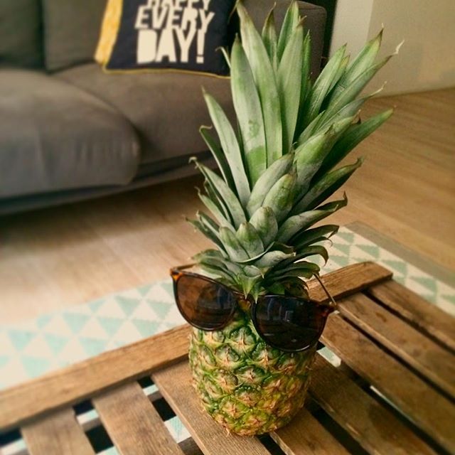 I wish you all an awesome day!! 😎☀️💛#beawesome #haveagoodday #pineapple #dude #sunnies #sun #summer #cooldude #beyourself #happy #behappyeveryday #smile #positive #enjoy - D O M I N I K A 🙋🏼/ 23 / 🏋🏽/🇨🇿 (@eevjeee)