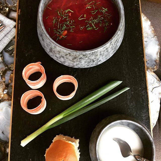 Dinner with a view
#instamood #instalike #instagood #moscow #russia #ruski #yummy #panorama #view #365 #citylife #tower #okotower #vacation #russianfood #cocktails #ruskisour #delicious #friends #goodfood #goodtimes #lovefood #instapic #food #foodporn #soup #borscht #bacon #bread - Karolina (@hhagooos)