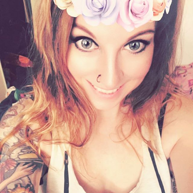Bc I never smile in pictures... #behappy #snapchat #shamelessselfie #blueeyes #blondehair #girlswithpiercings #girlswithtattoos #noshame #smile - Vivicrux Alakazam (@elizabethjoih)
