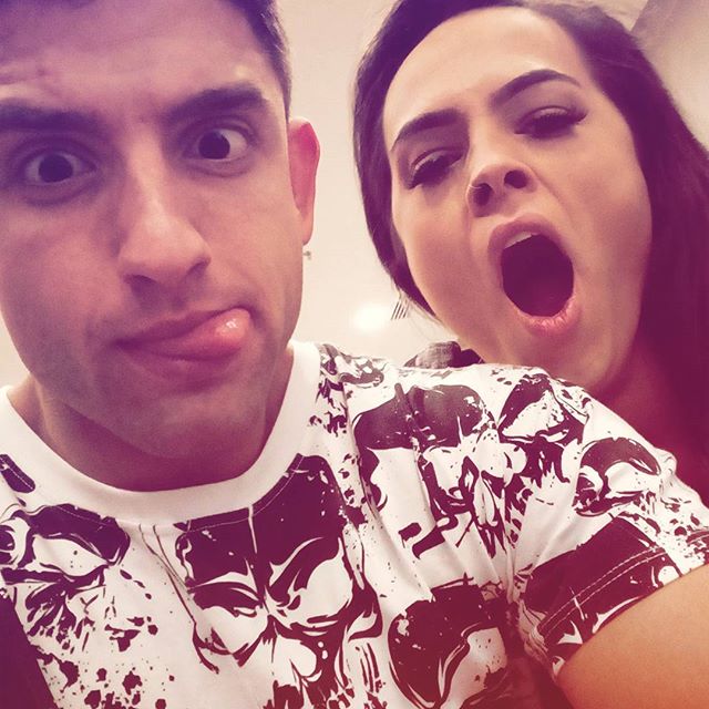 E assim que a gente se entende 💏 #love #comela #forever - LUMEN\NOX (@willian_kuchinski)