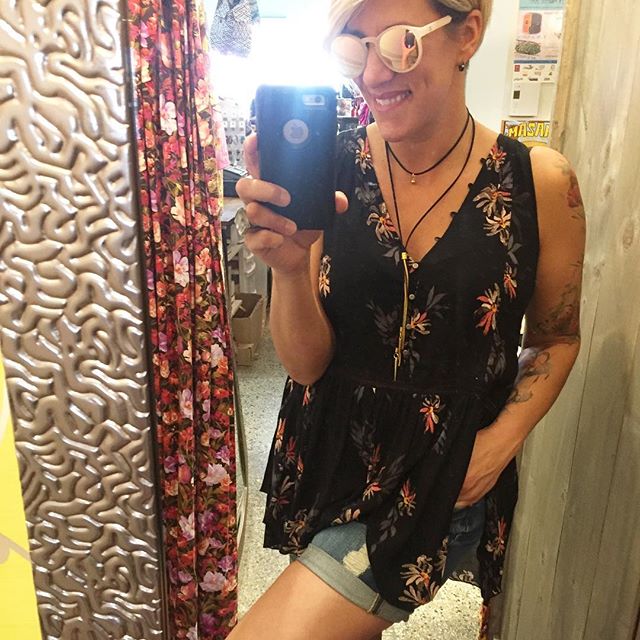 Superbe top #cami de @gentlefawn ☀️☀️ pour le beau temps qui arrive #fashionlove #gf #bohemian #bohostyle #in #shopping - Candy D Ross (@boutique_tribu_)
