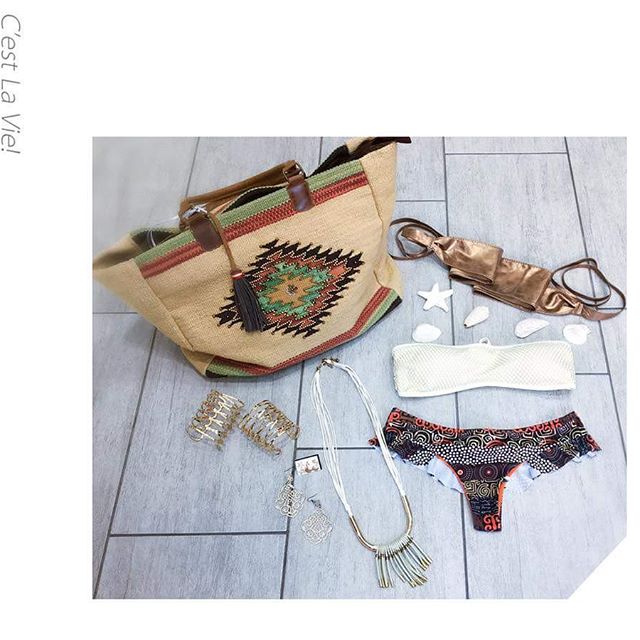 Per e spedizioni
Tel. 3333863860
Fb annalisa pozzuoli
#outfit #completo #dress #abito #colors #easy #casual #divedivine #accessories #kimika #guessbymarciano #trafficpeople #bdlf #extasy #fashion #glamour #style #shopping #shop #boutiqueannalisa #pozzuoli #napoli #women #girls #like4follow #statigram #versagram #tbt #swag #recent4recent - cakes and cookies (@boutiqueannalisapozzuoli)